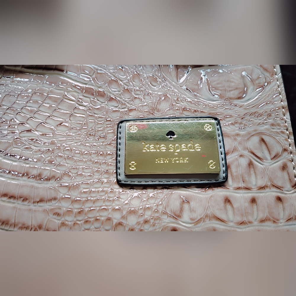 The Regal Rose Croc-Embossed Structured Satchel - Picture 5 of 14